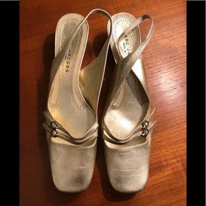 Marc Jacobs soft gold dress shoe
